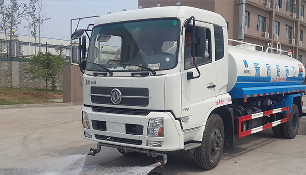 ���������|�L���\��ˮ܇��ᓌُ��