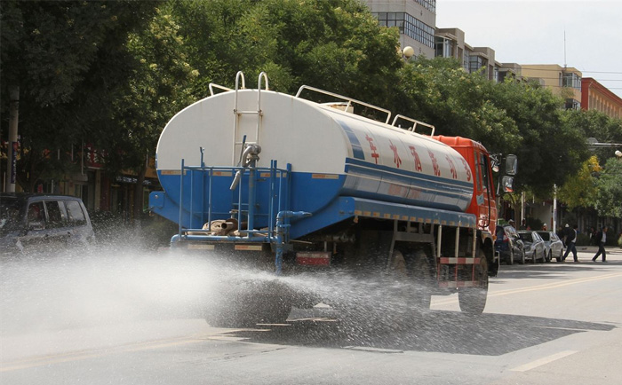 ��ˮ܇Ҳ���Ըߴ��ϣ����������|�L(f��ng)D9��ˮ܇������